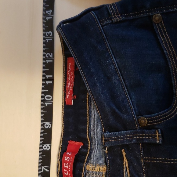 Guess medium rise, curvy skinny - Picture 5 of 8